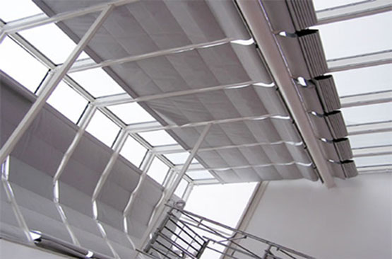 電動雙軌折疊式天棚簾